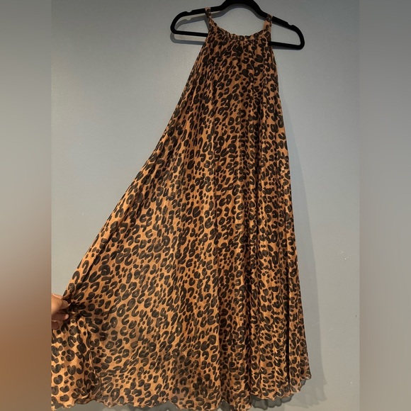 Chicwish Pleated Halter Maxi Dress in Brown and Black - Picture 9 of 11